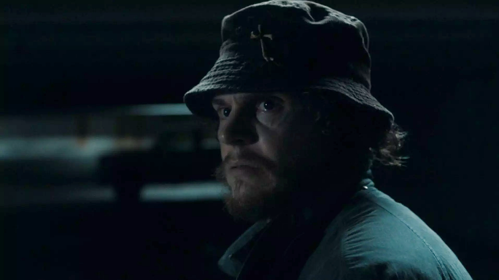 アガサずつ：エヴァン・ピーターズのラルフ・ボーナー/ピエトロ・マキシモフ・アガサの夫ですか？