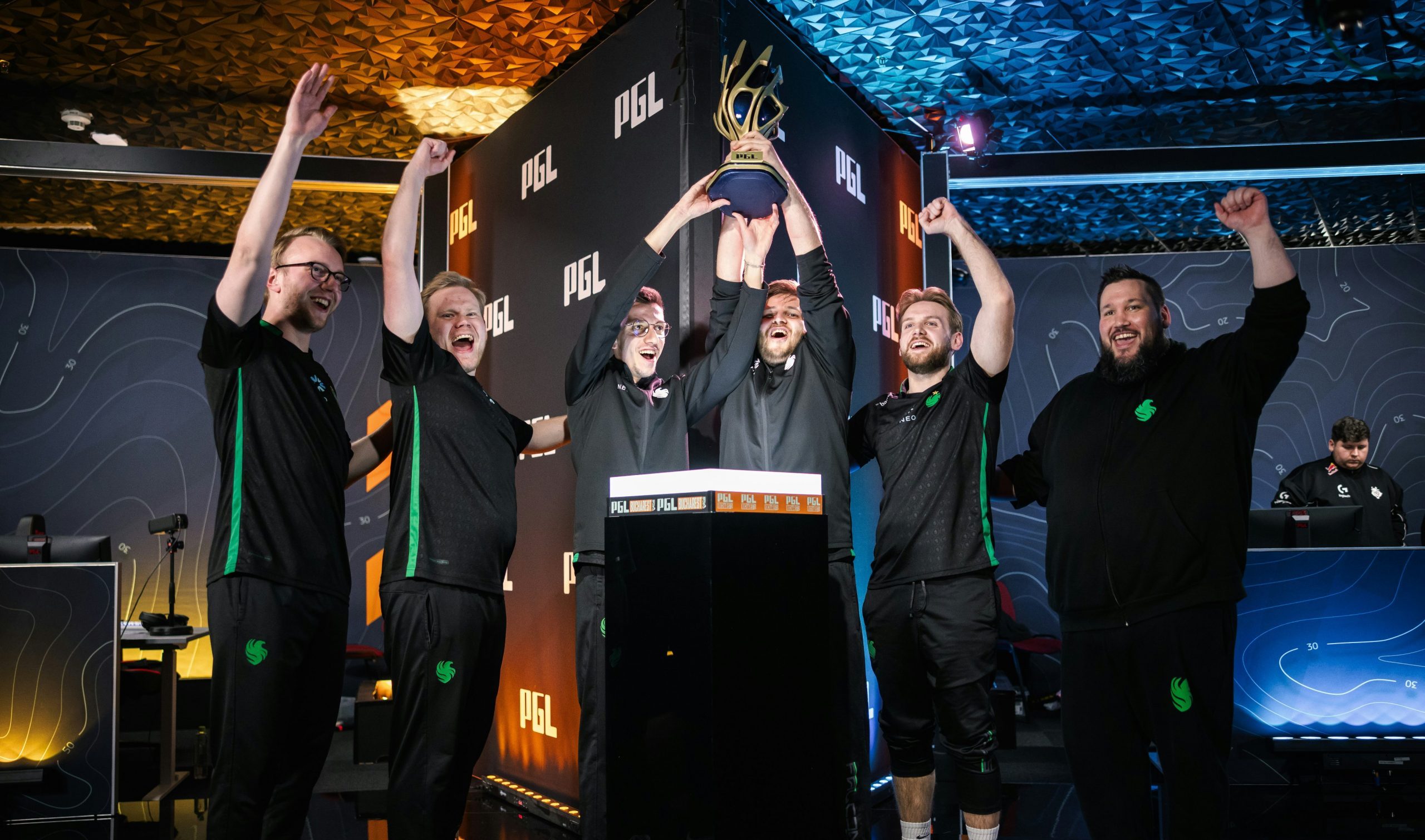 ファルコンはPGLブカレスト2025を獲得しました