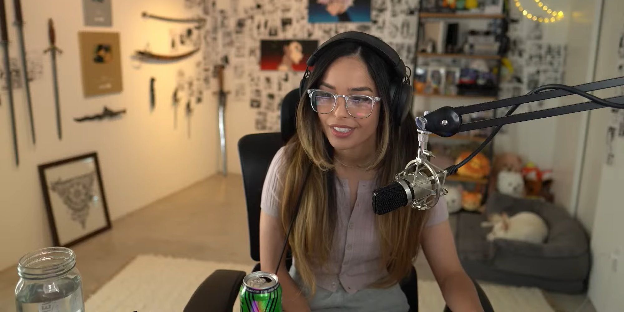 「私はむしろ訴えられるよりも30秒はありません」：Valkyraeは、彼女のカメオがMinecraftの映画からカットされたことを確認します