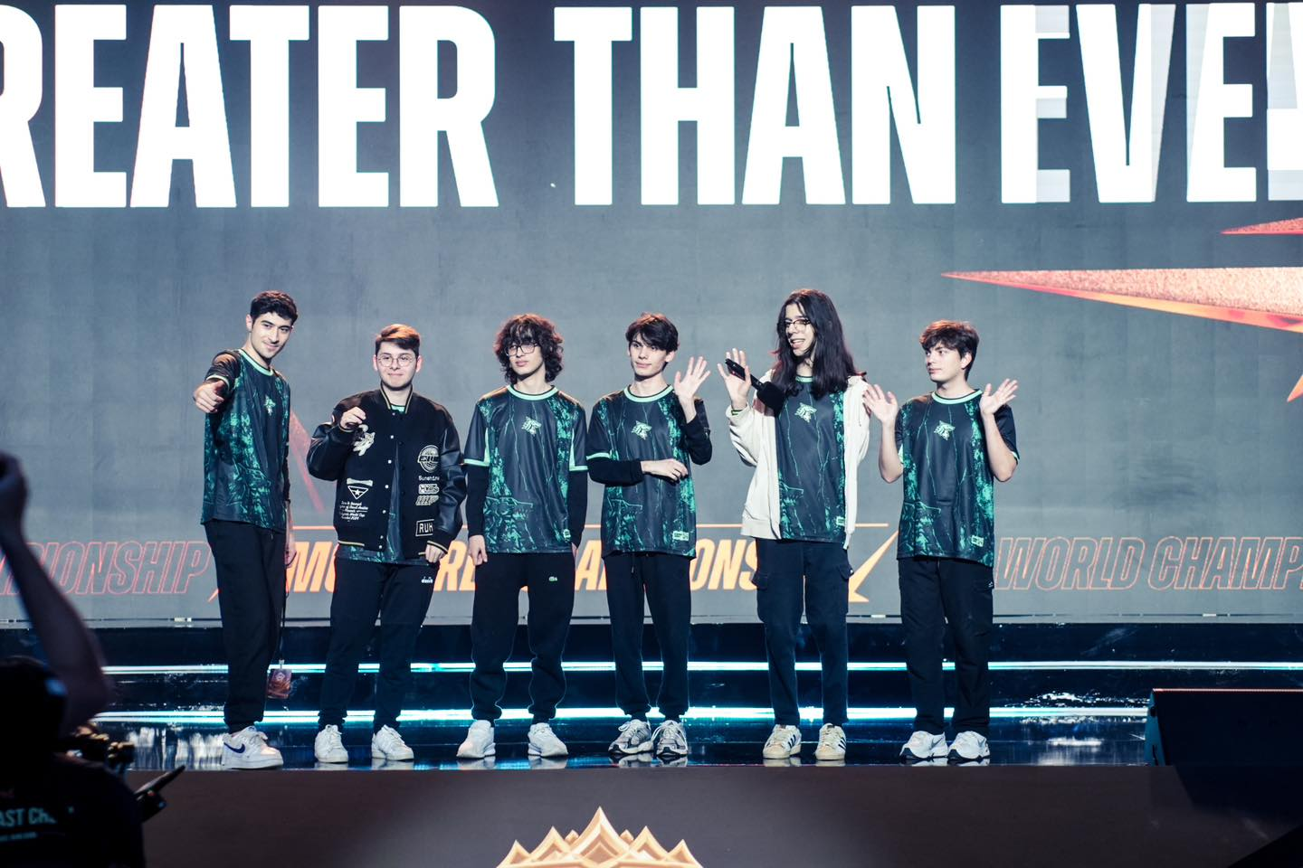 UlfhednarはMLBB M6ワイルドカードファイナルを掃引します。 M6スイスステージに進みます