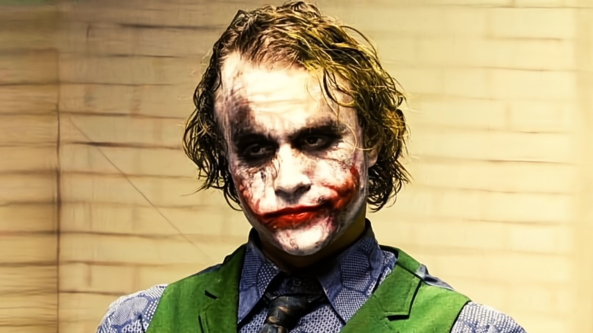 ホアキンフェニックスは、ノーランがダークナイトでジョーカーの役割を提供したと主張しています