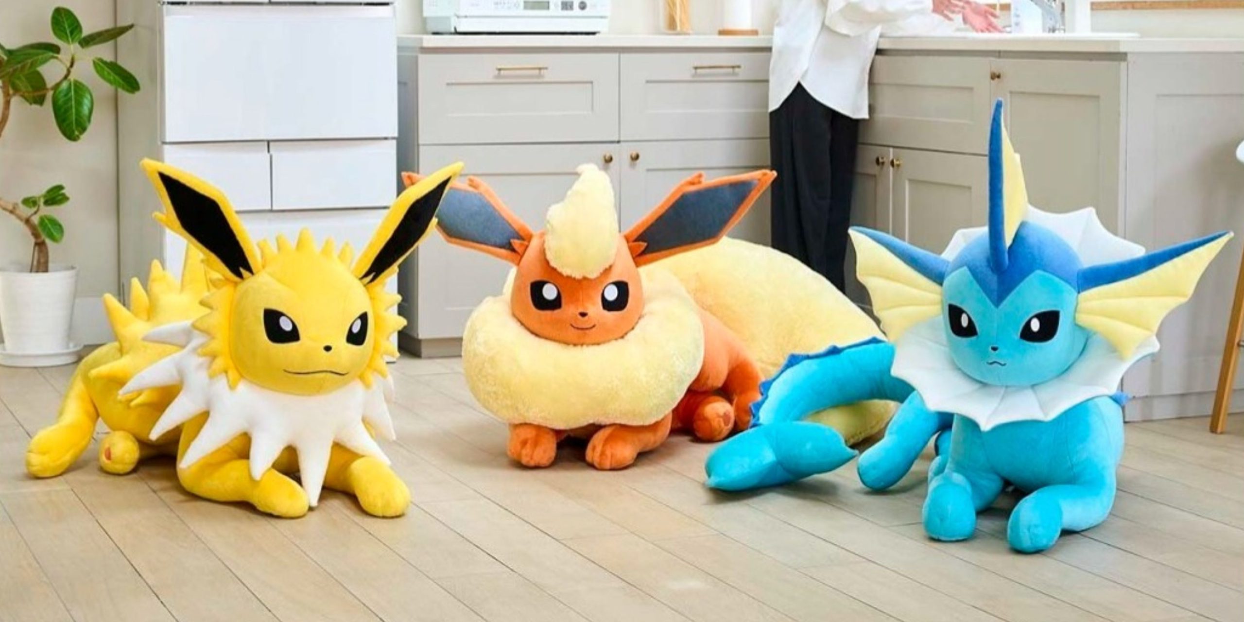 最初の3つの等身大の豪華なぬいぐるみが米国で利用可能になりましたが、それぞれ400ドルです