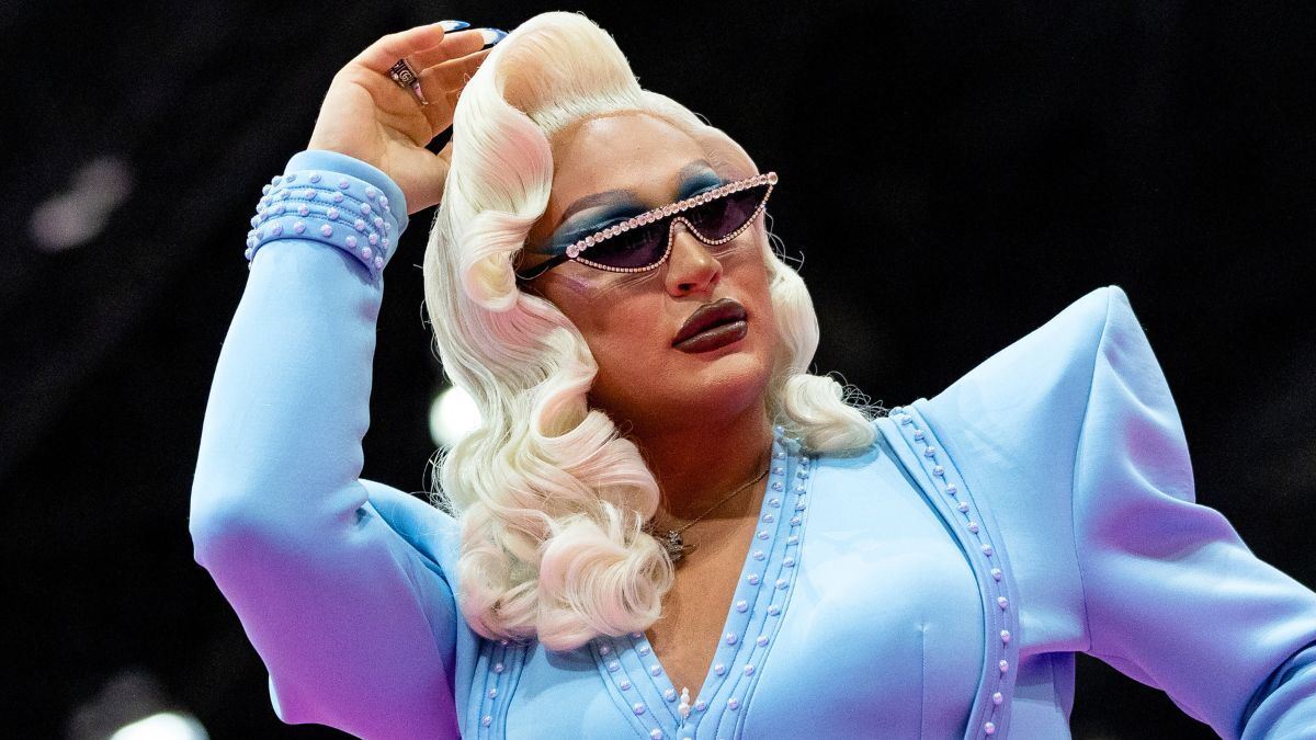 彼女の早すぎる死の前に、ヴィヴィアンヌは英国のトランスフォビアを反乱させました