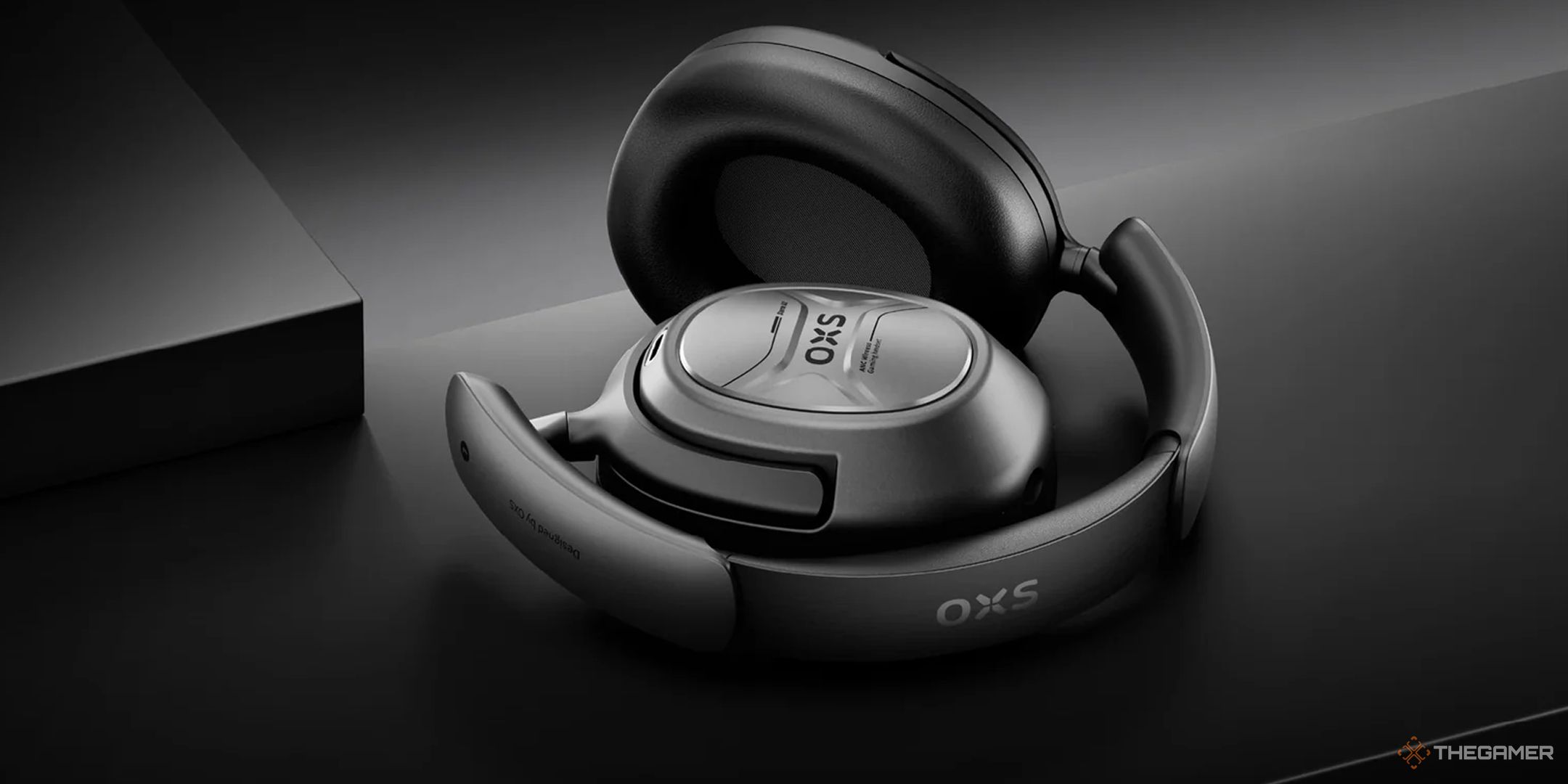 私はたくさんのゲームヘッドセットを試しましたが、OSXの大ファンであるにもかかわらず、OSX Storm A2はスクラッチまではありません