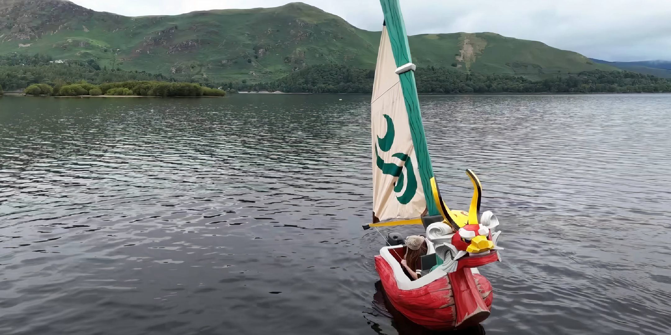 誰かがついに風の王のレッドライオンの王の耐航性のあるレプリカを構築しました