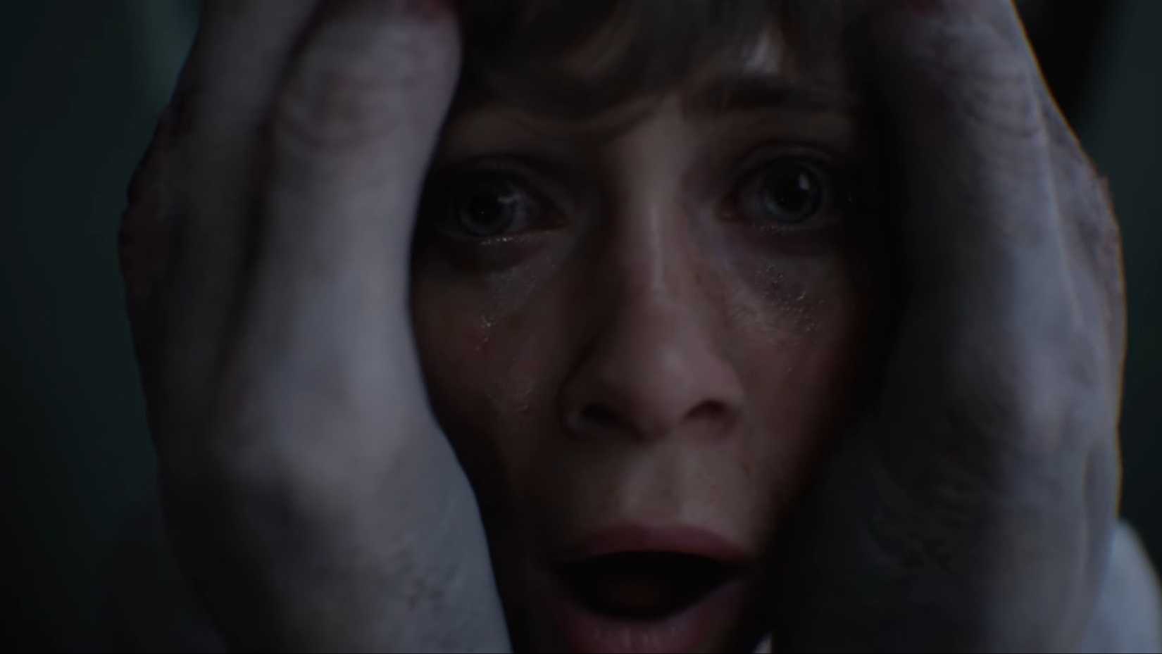 コジマはODのために実際の幽霊をスキャンしたいと思っており、彼のスタジオが幽霊でないことを確認するために神社に行ったことさえ望んでいます