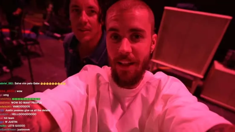 ジャスティン・ビーバーがTwitchデビュー：ポップスターがプライベートスタジオから毎日のストリーミングを開始